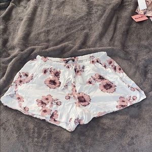 ❌SOLD❌ Floral Brandy Melville shorts